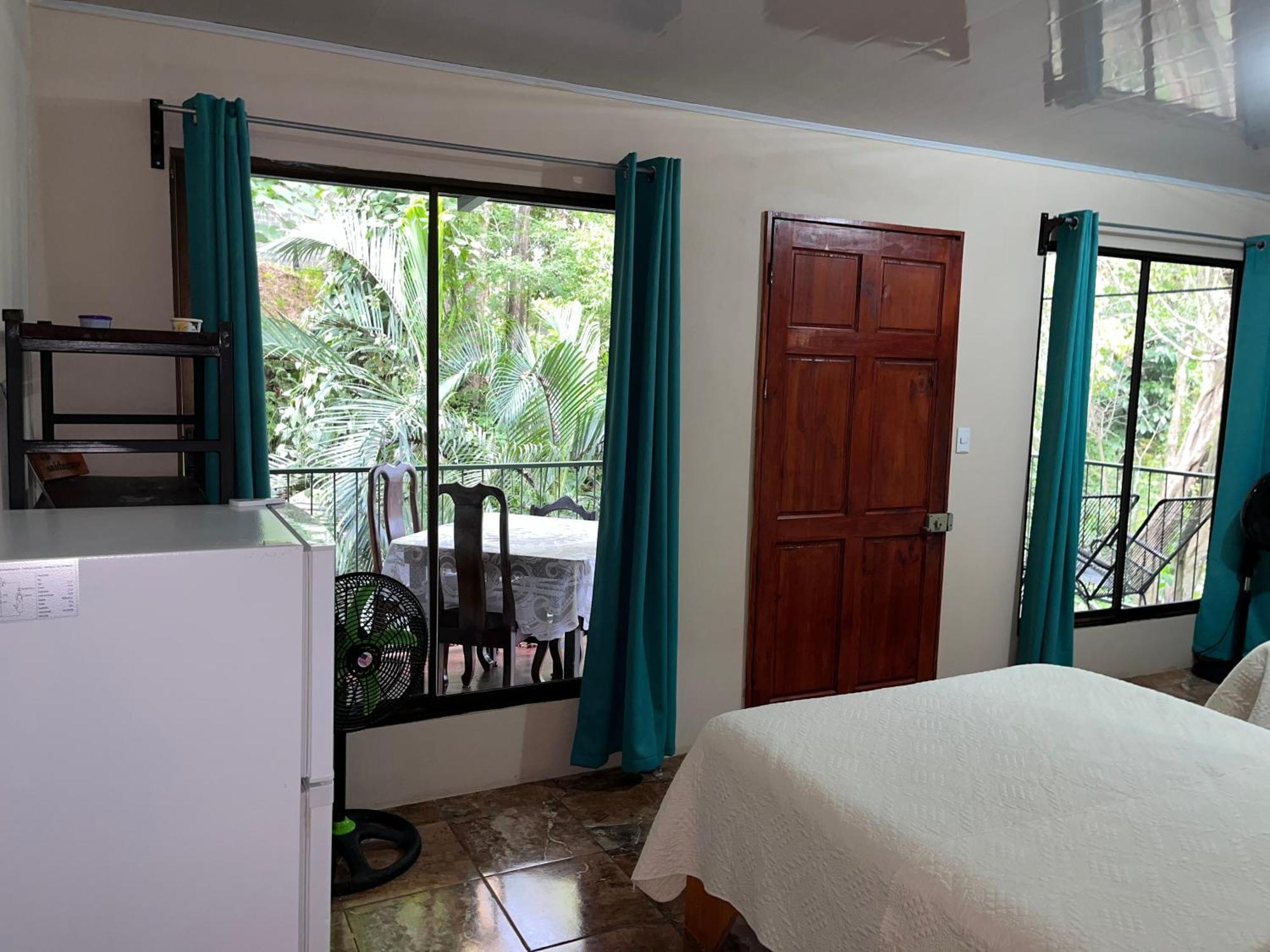 Casa Escondida Apartments Мануэль-Антонио Экстерьер фото